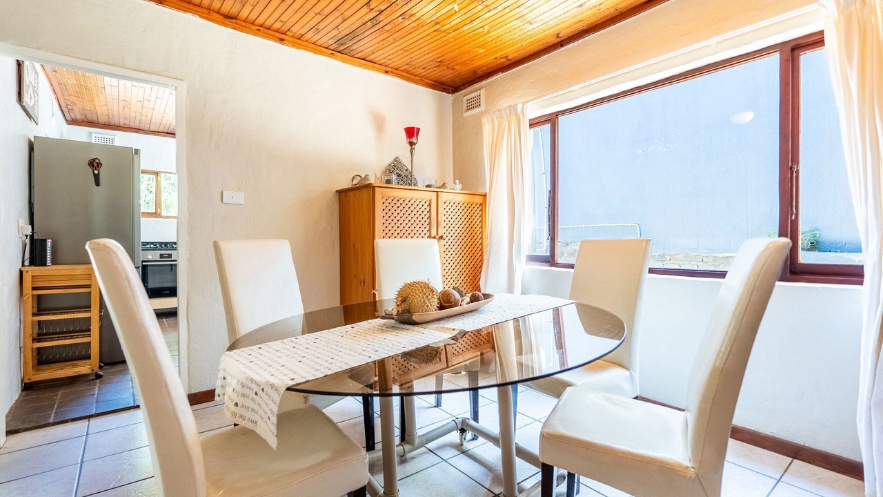 Photo of Bedroom in Umdloti