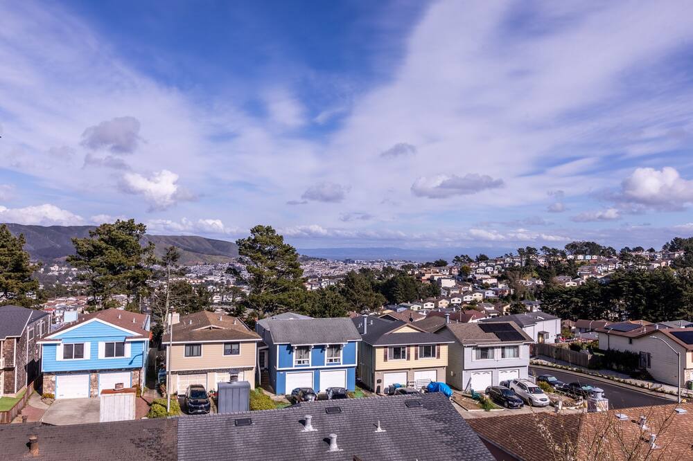 Photo of Outdoor in Serramonte