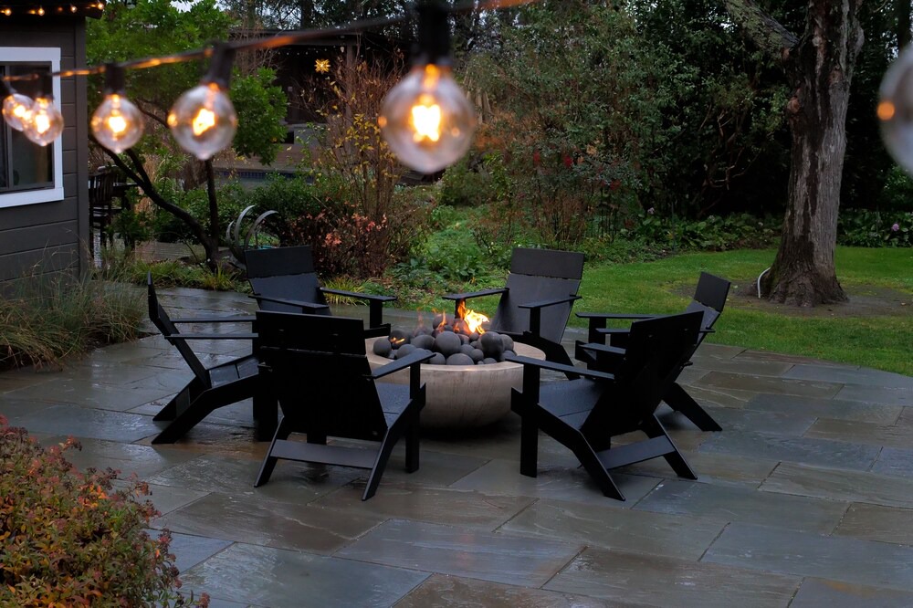 Photo of Outdoor in Oak Knoll