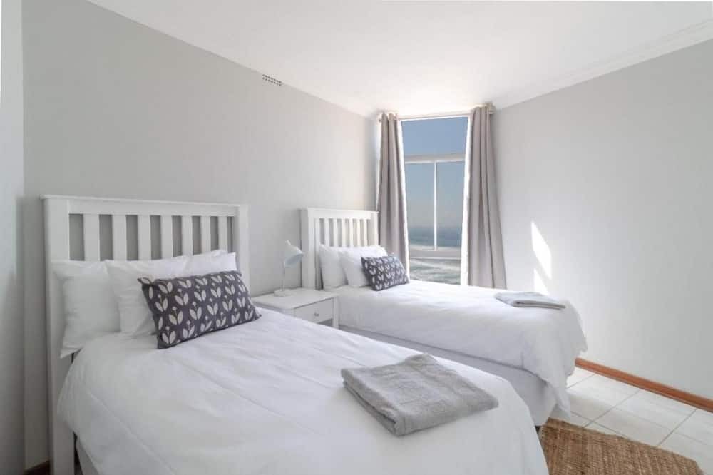 Photo of Bedroom in Amanzimtoti