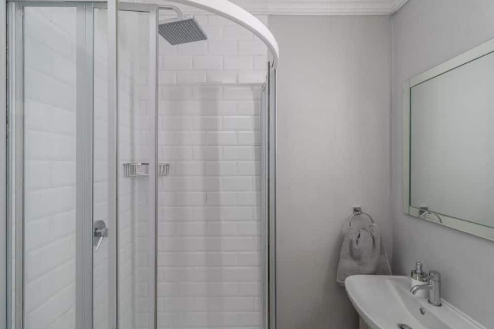 Photo of Bathroom in Amanzimtoti