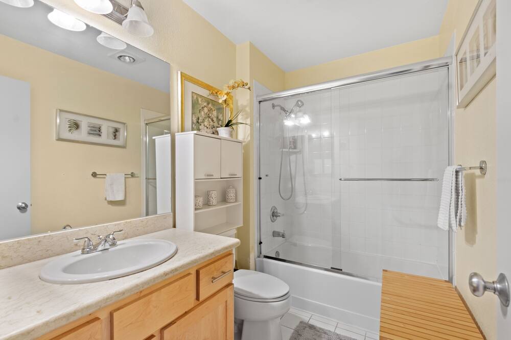 Photo of Bathroom in Marina Bay