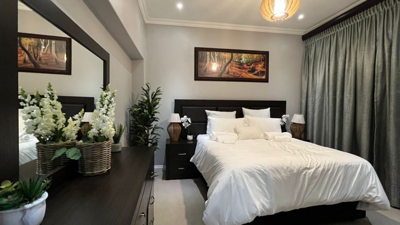 Photo of Bedroom in Muckleneuk