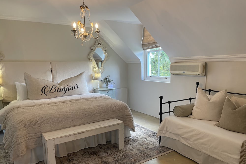 Photo of Bedroom in Riebeek Kasteel