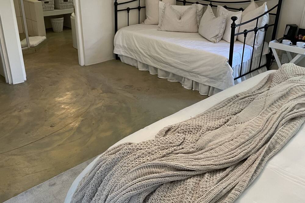 Photo of Bedroom in Riebeek Kasteel