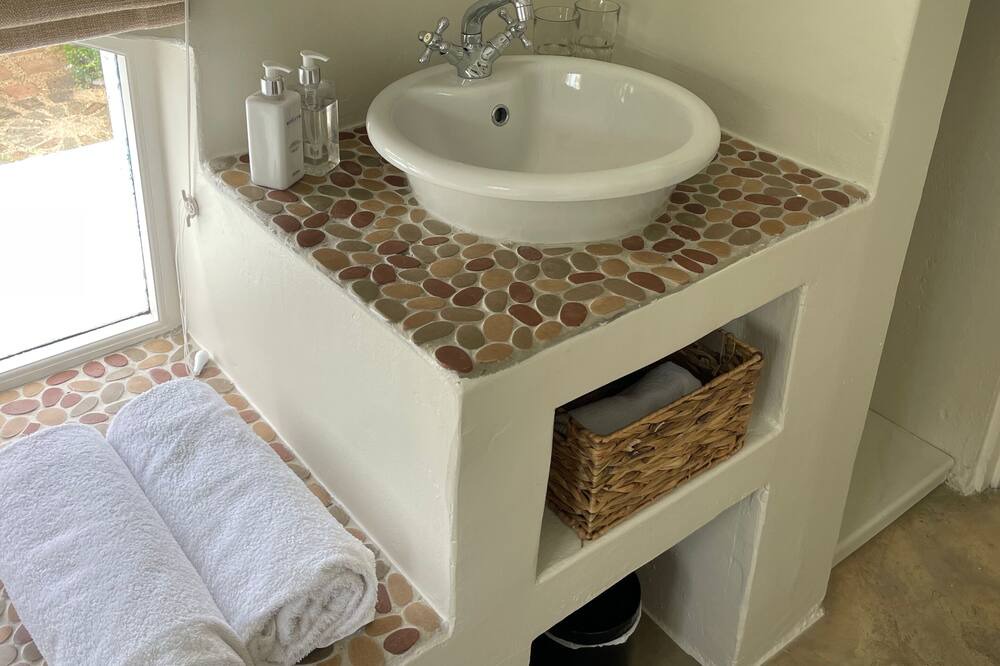 Photo of Bathroom in Riebeek Kasteel