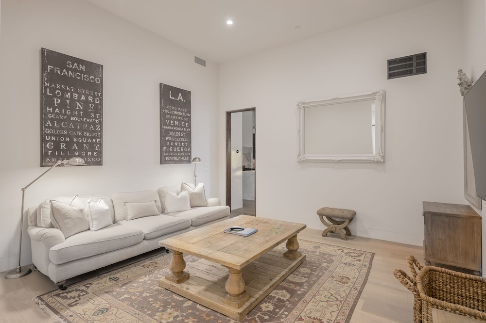 Photo of Livingroom in Sonoma