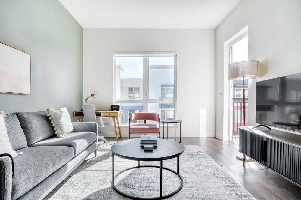 Photo of Livingroom in Central San Mateo
