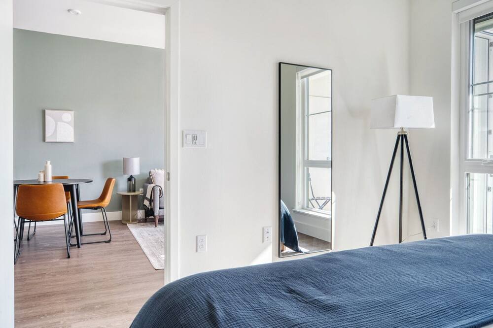 Photo of Bedroom in Central San Mateo