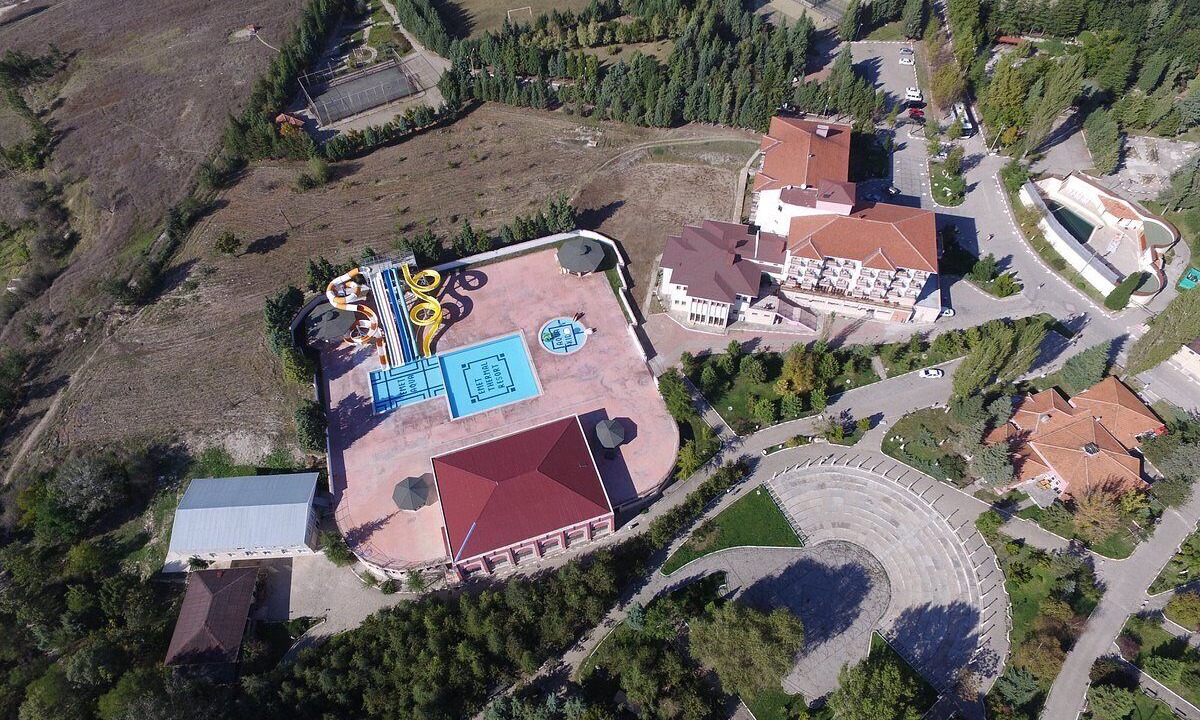 Photo of Outdoor in Emet