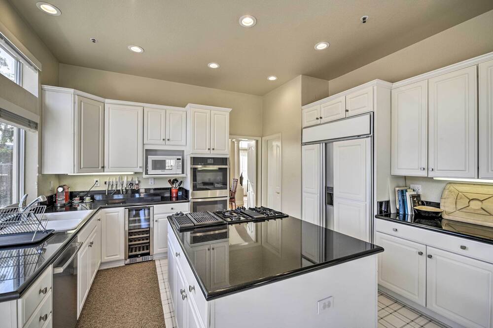Photo of Kitchen in Sugarloaf