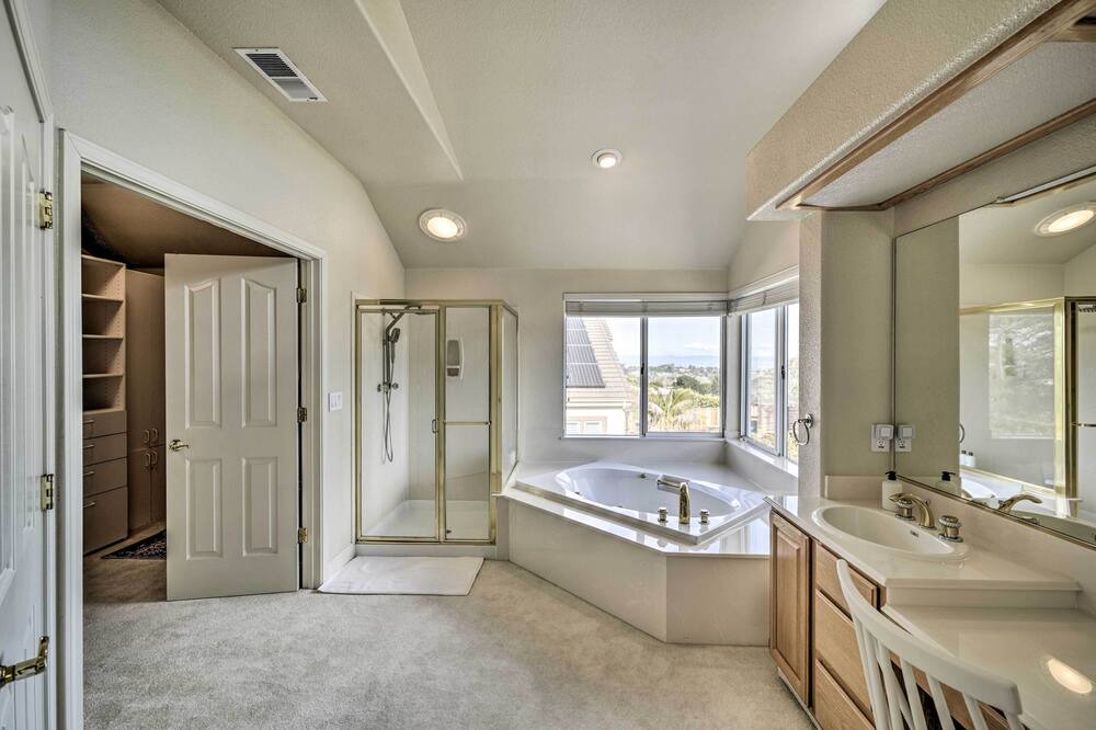 Photo of Bathroom in Sugarloaf