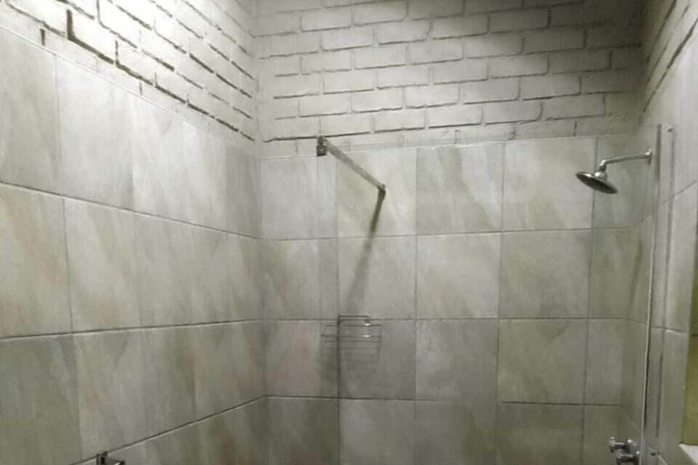 Photo of Bathroom in Melmoth