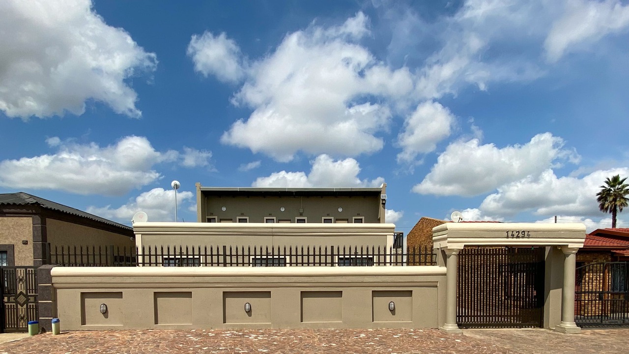 Photo of Outdoor in Daveyton