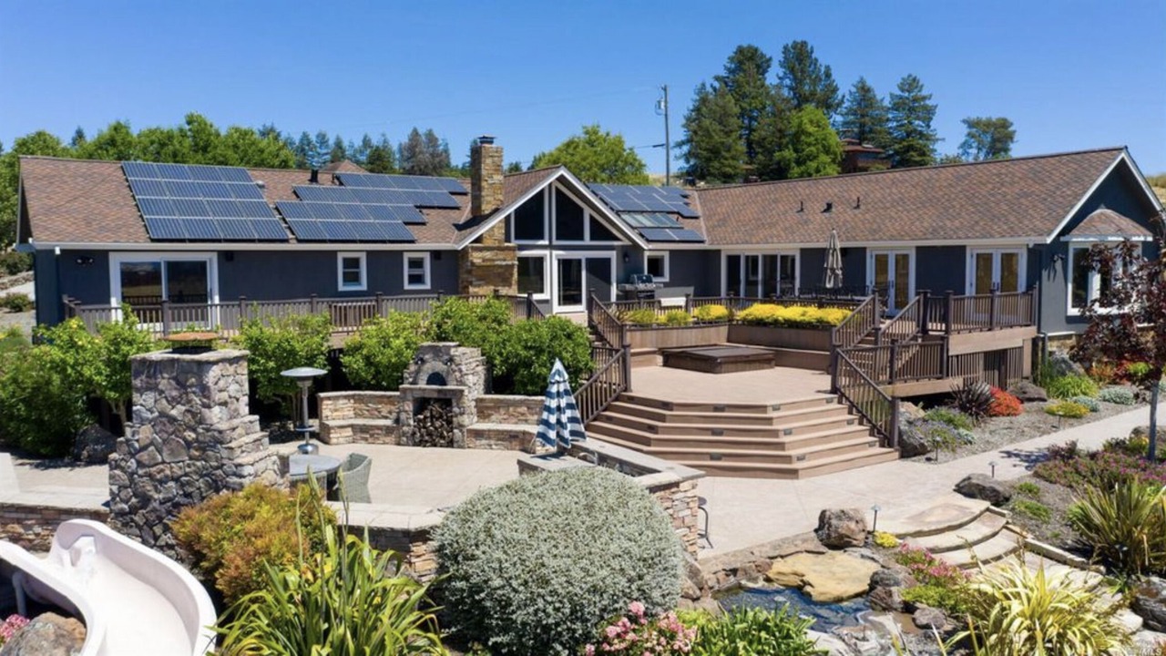 Photo of Outdoor in Petaluma