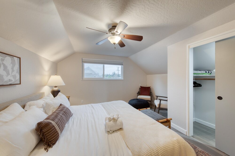 Photo of Bedroom in Bennett Valley