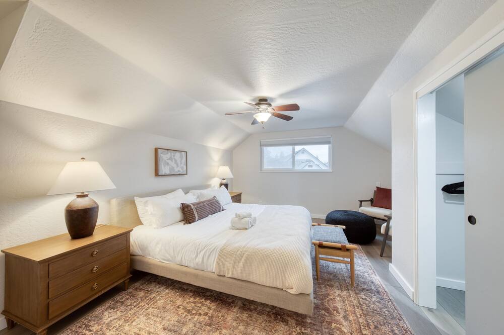 Photo of Bedroom in Bennett Valley