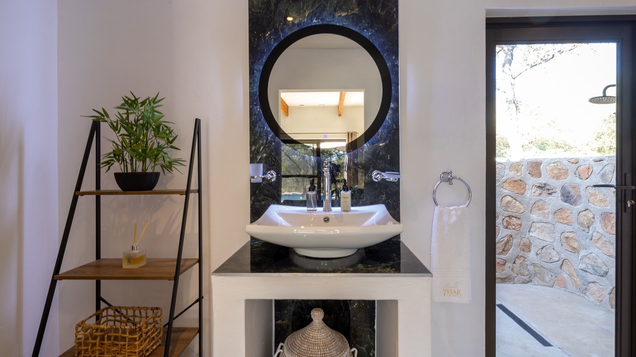 Photo of Bathroom in Hoedspruit