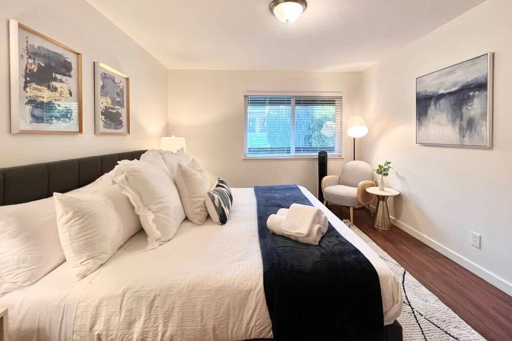 Photo of Bedroom in Stanley