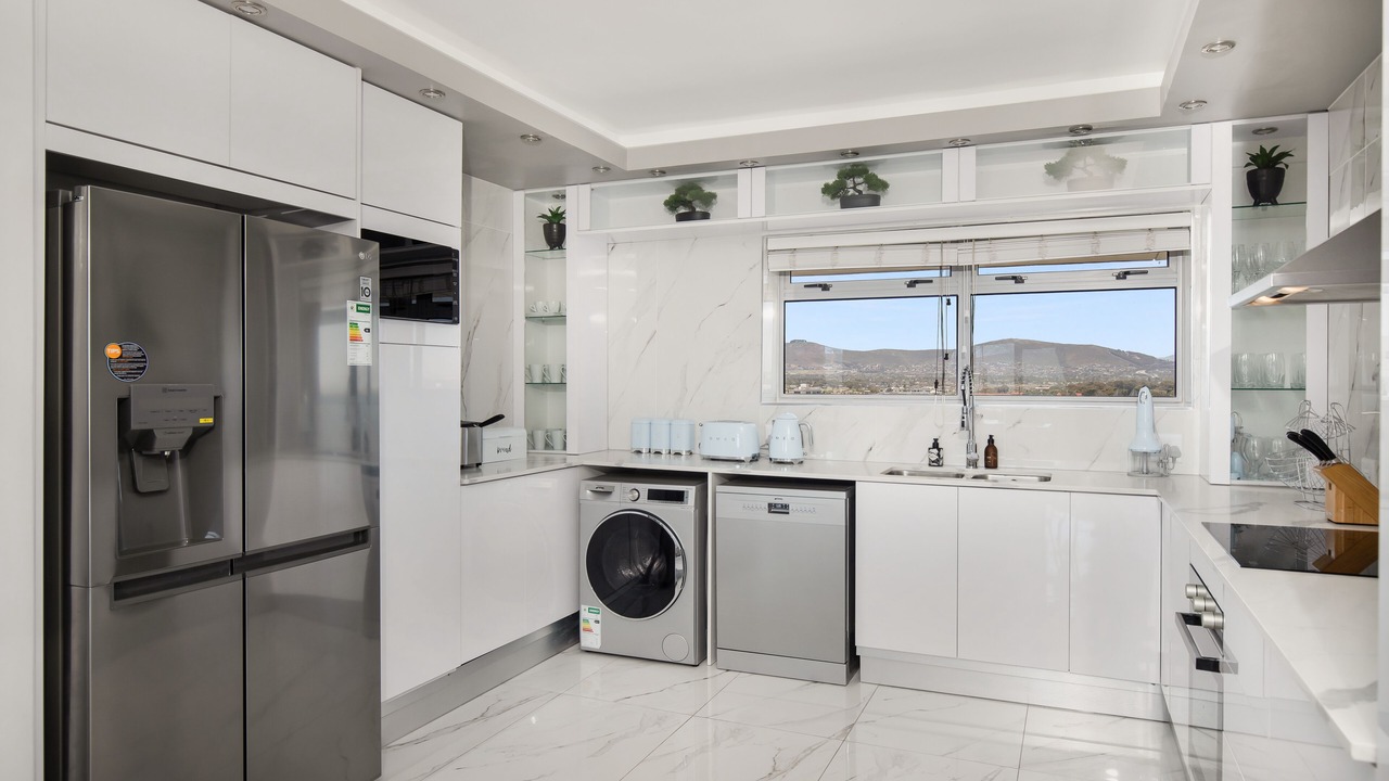 Photo of Kitchen in Century City