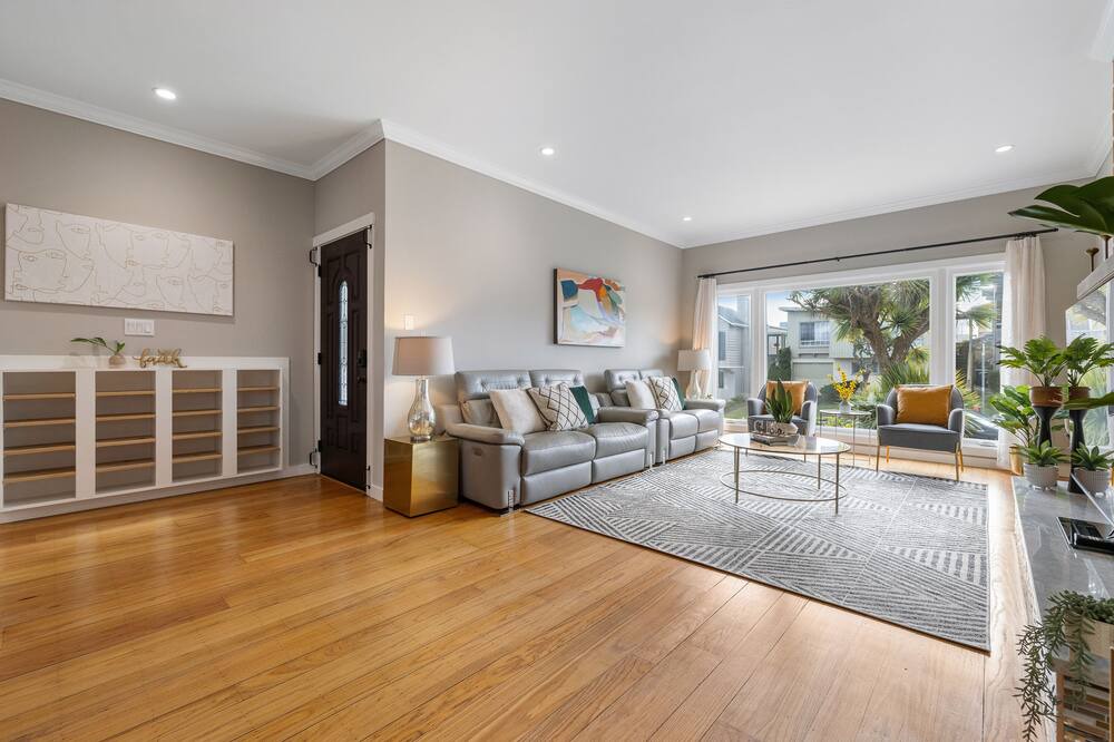 Photo of Bedroom in Westlake