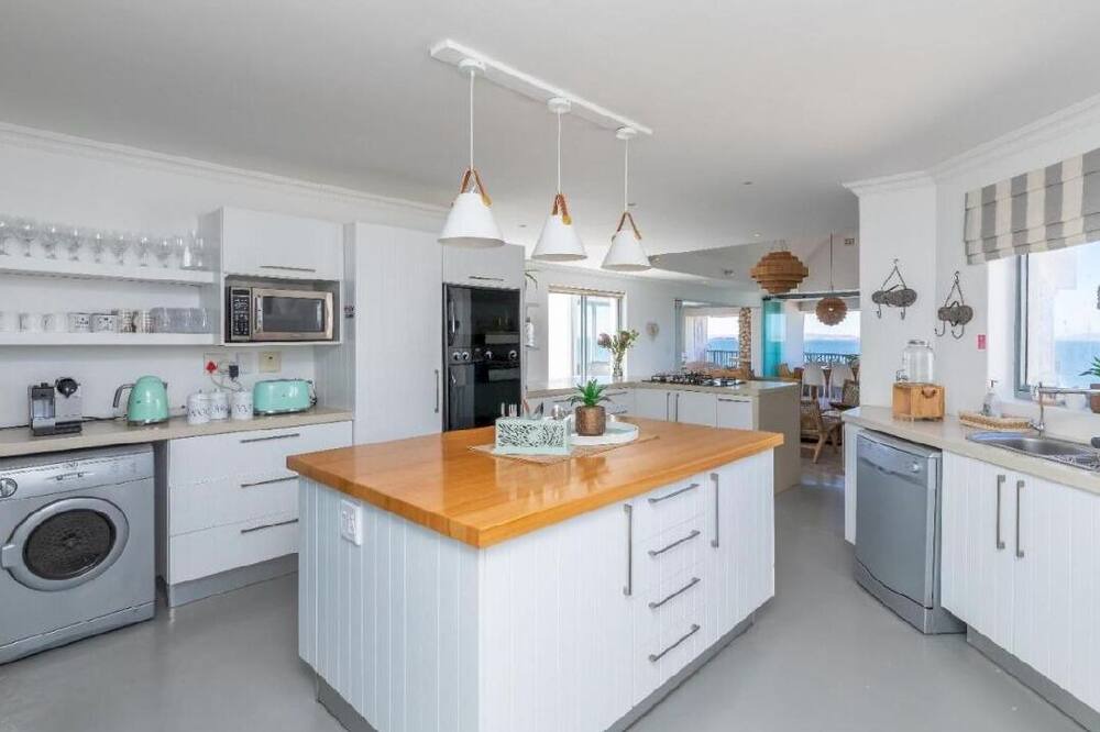 Photo of Kitchen in Paradise Beach