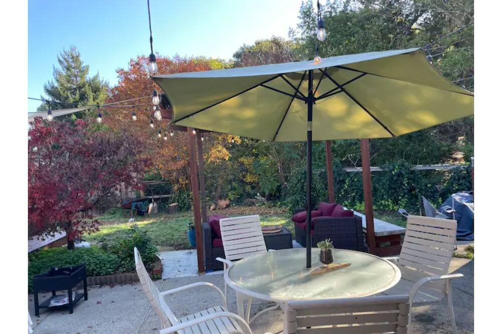 Photo of Outdoor in May Valley