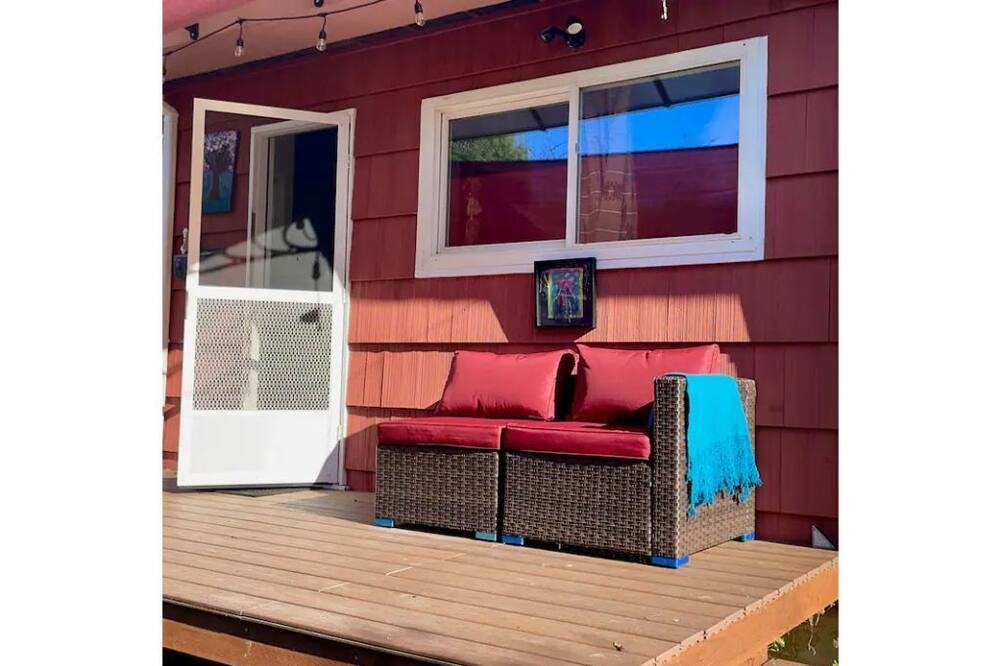 Photo of Outdoor in May Valley