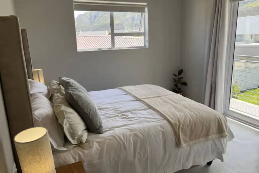 Photo of Bedroom in Sandbaai