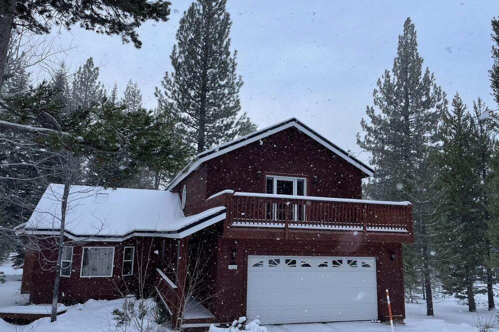 Photo of Outdoor in Country Club Estates