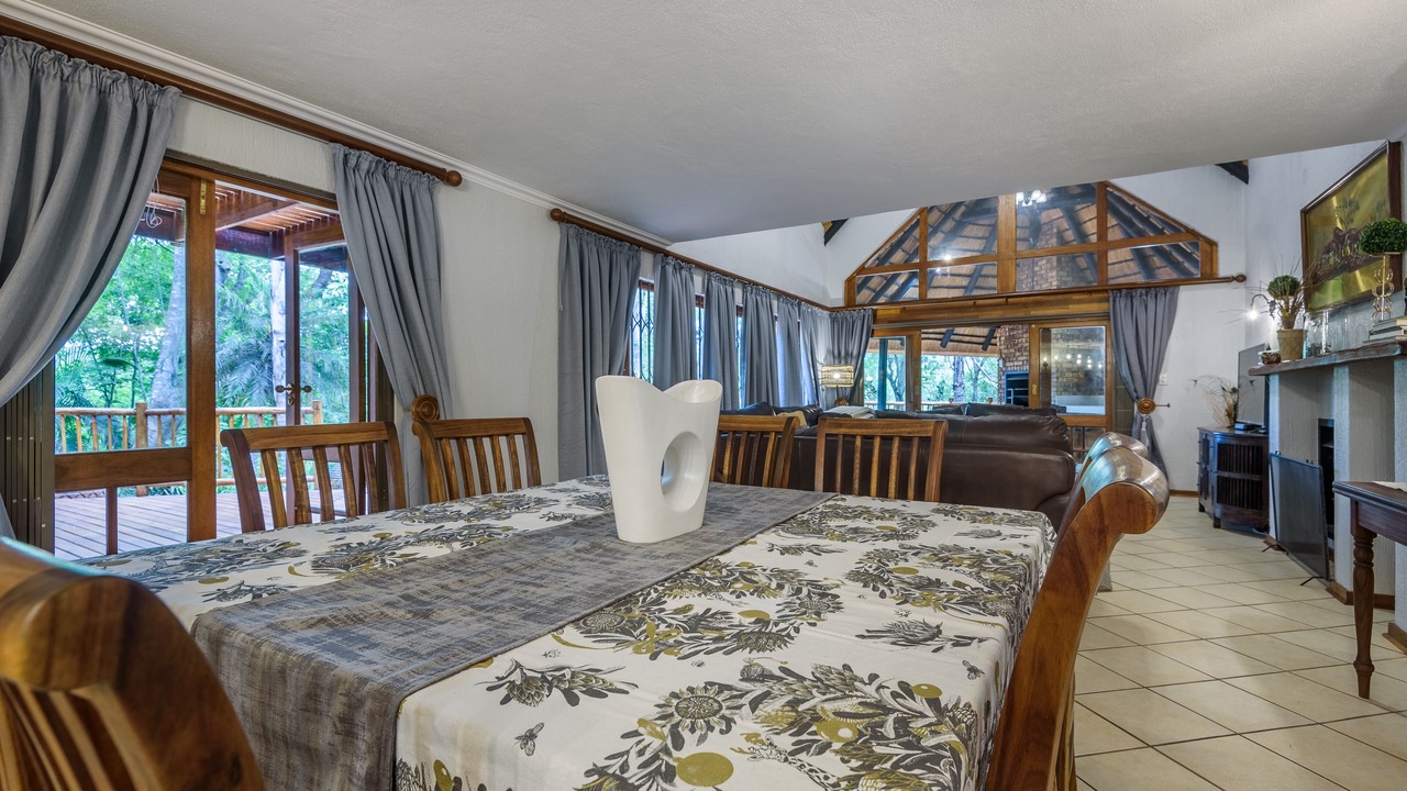 Photo of Livingroom in Hazyview