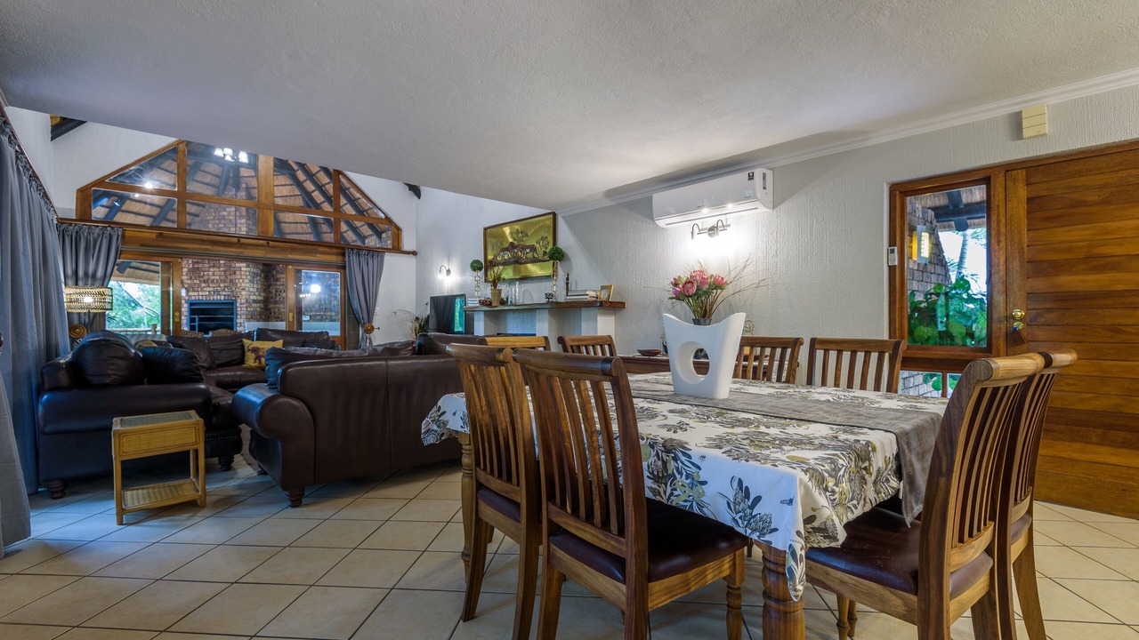 Photo of Livingroom in Hazyview