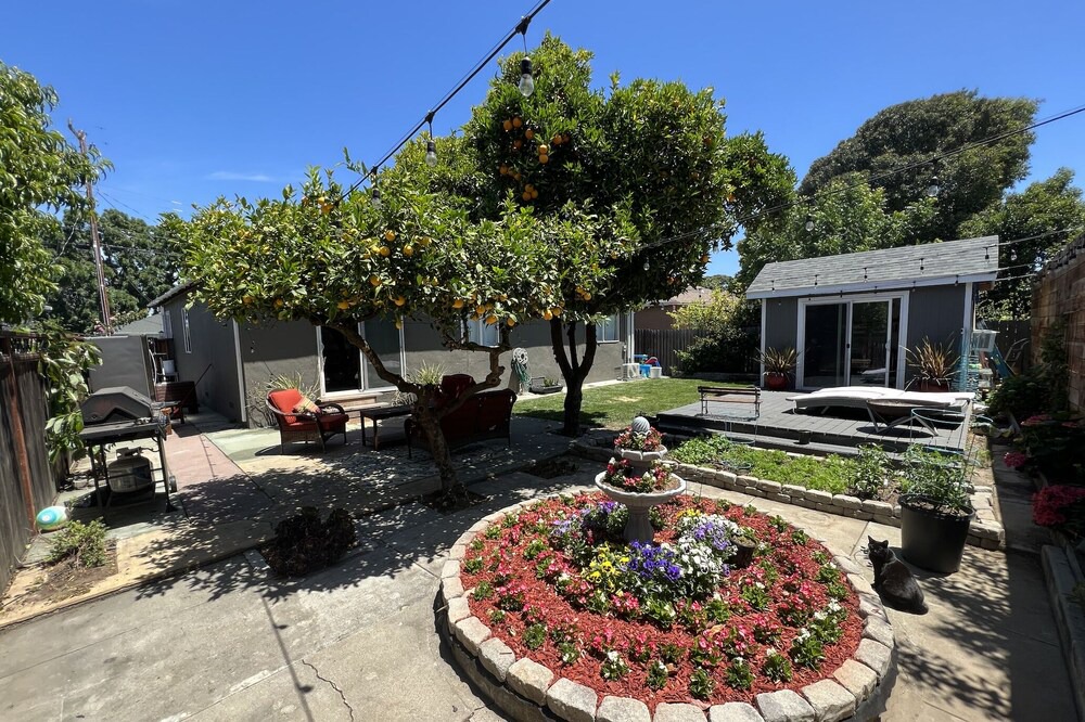 Photo of Others in East Palo Alto