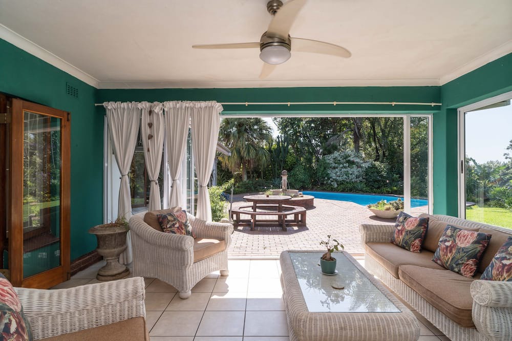 Photo of Livingroom in Ethekwini