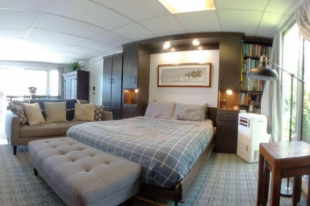 Photo of Bedroom in Strawberry