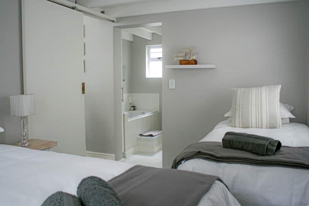 Photo of Bedroom in Langebaan