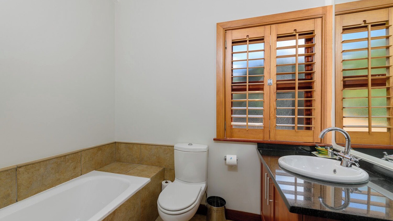 Photo of Bathroom in San Lameer