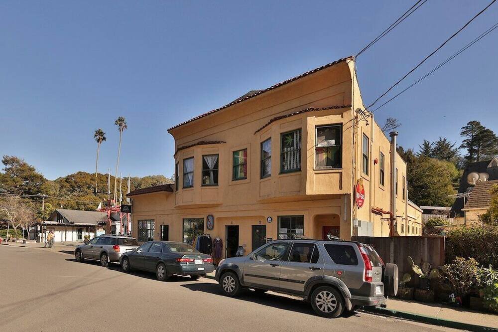 Photo of Others in Bolinas