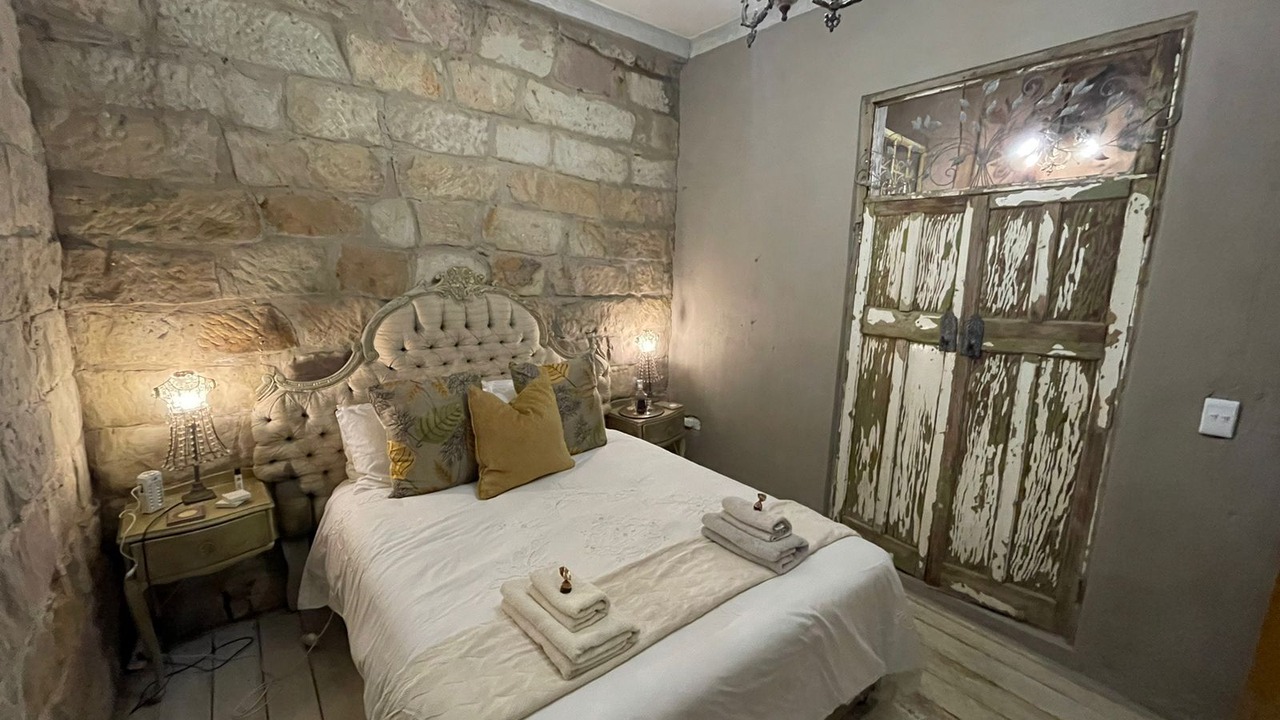 Photo of Bedroom in Paul Roux