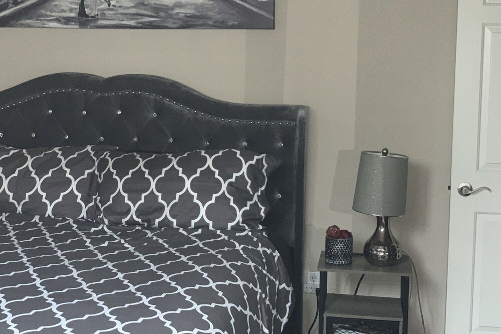 Photo of Bedroom in Westlake