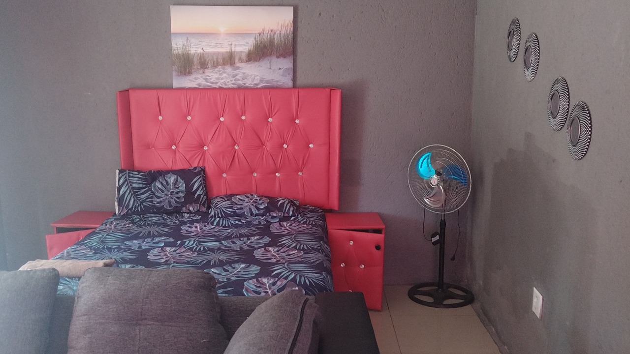 Photo of Bedroom in Acornhoek
