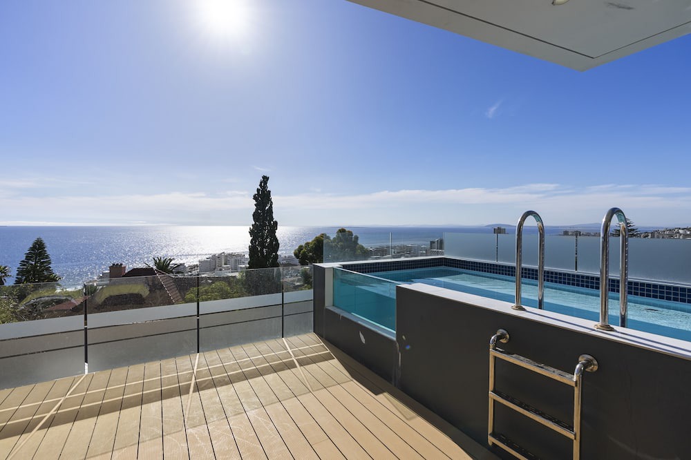 Photo of Outdoor in Bantry Bay