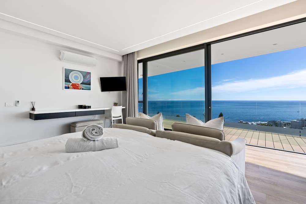 Photo of Bedroom in Bantry Bay