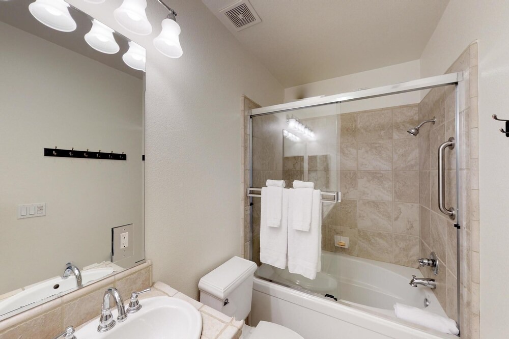 Photo of Bathroom in Milpitas