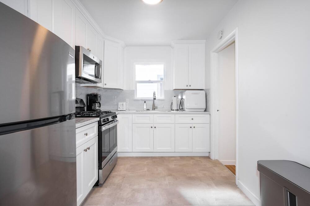 Photo of Kitchen in Shoreline West