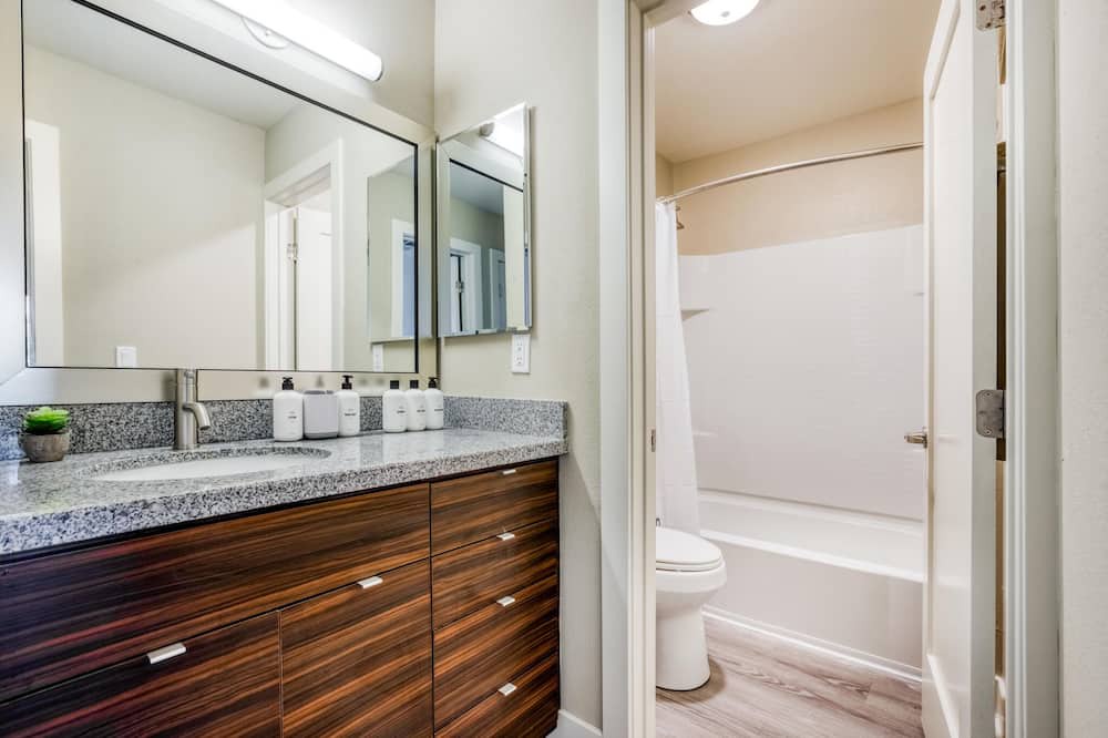 Photo of Bathroom in East San Mateo