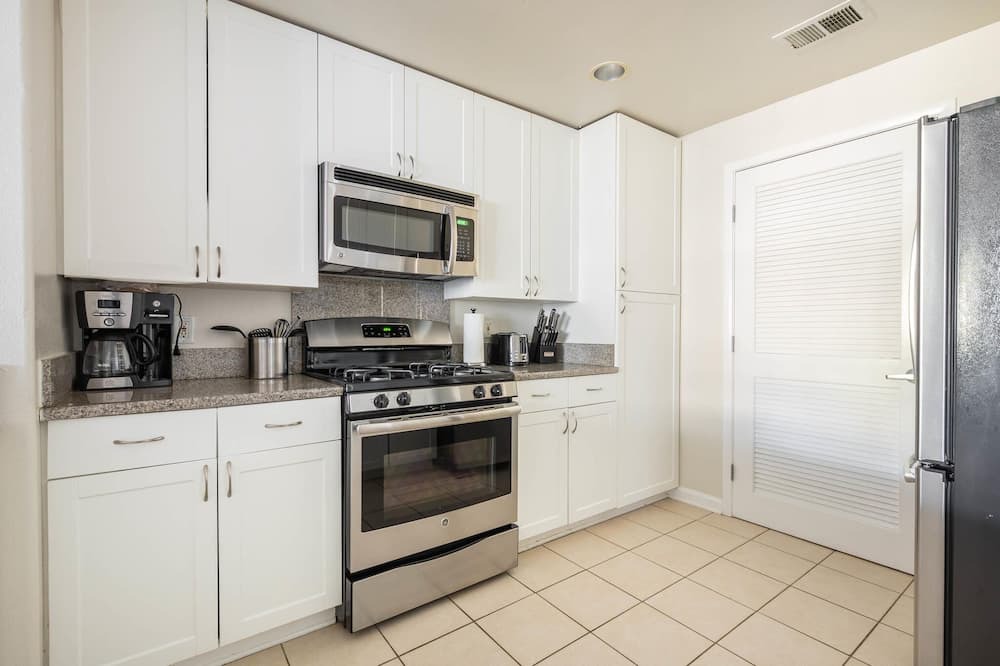 Photo of Kitchen in Central San Mateo