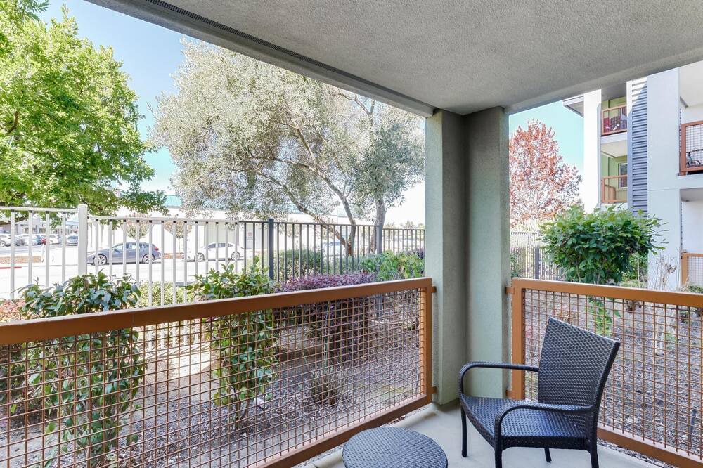 Photo of Outdoor in East San Mateo