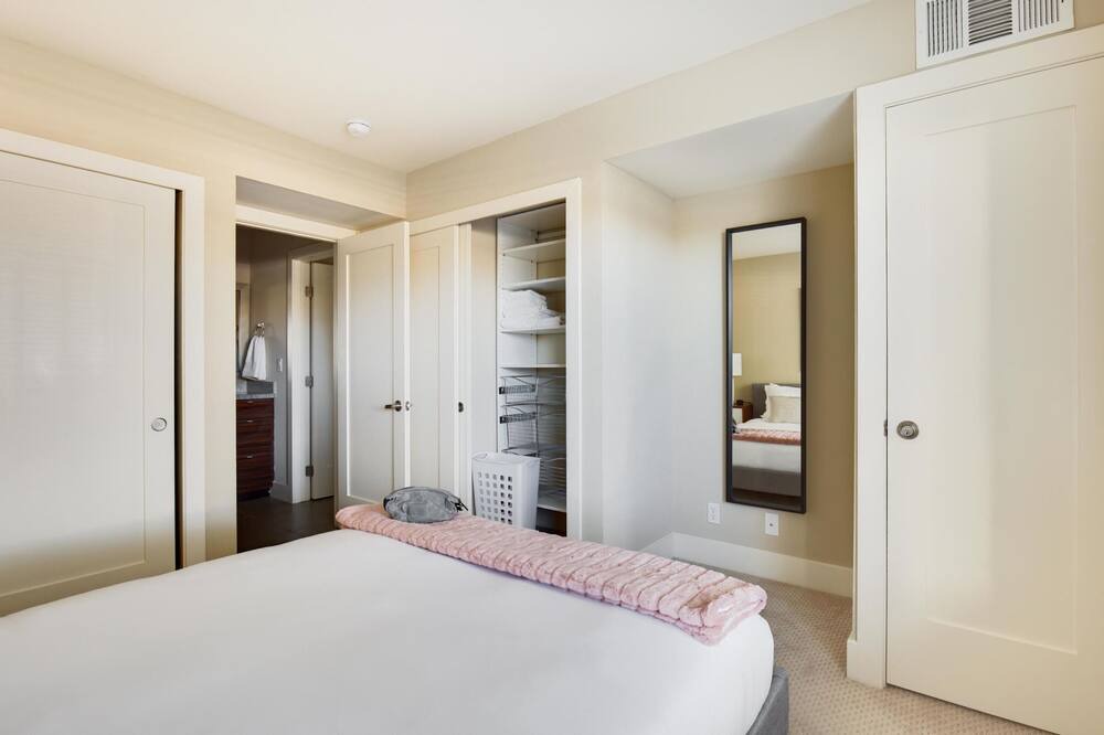Photo of Bedroom in East San Mateo