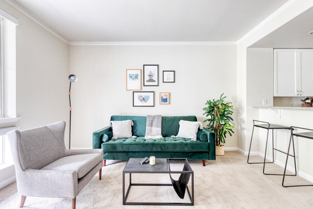 Photo of Livingroom in Central San Mateo